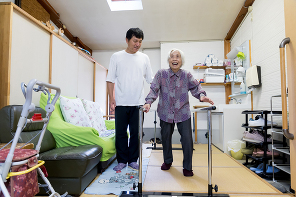 歩行練習の様子